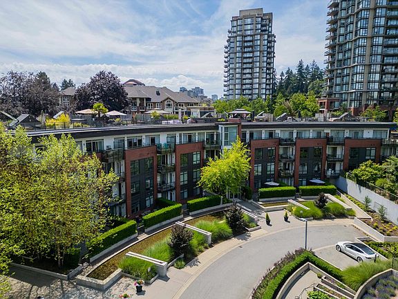 2nd image of 20 Royal Ave #303