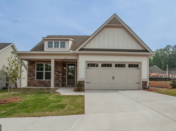 107 Magnolia Ln, Carrollton, GA 30117