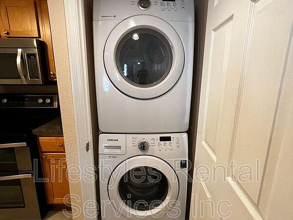 4th image of 100 Fairway Park Blvd Unit 1302