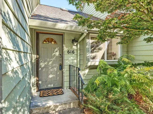 616 Iowa St, Ashland, OR 97520