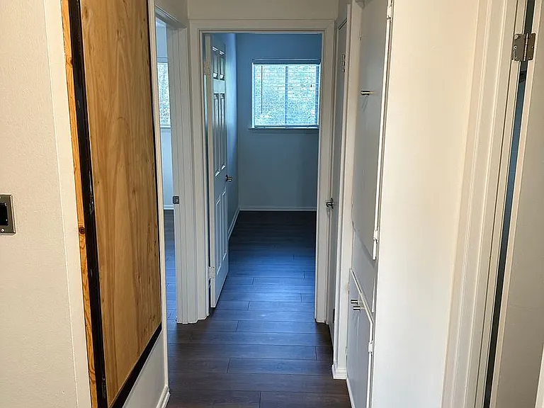 5100 Orleans Ct — Photo 16