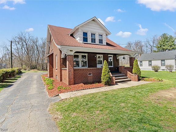3rd image of 8009 Waynesburg Dr SE