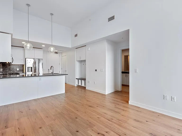 1212 Demonbreun St #614 — Photo 4