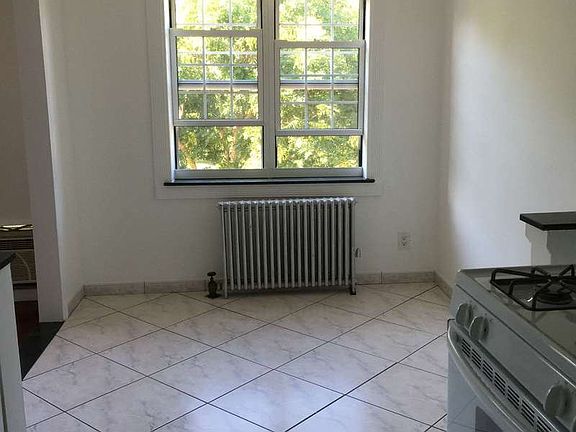 4th image of 7709 24th Ave APT 3