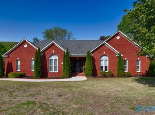 2419 Preston Ridge Dr SE, Brownsboro, AL 35741