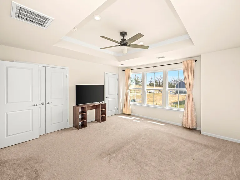247 Pryor Dr — Photo 22