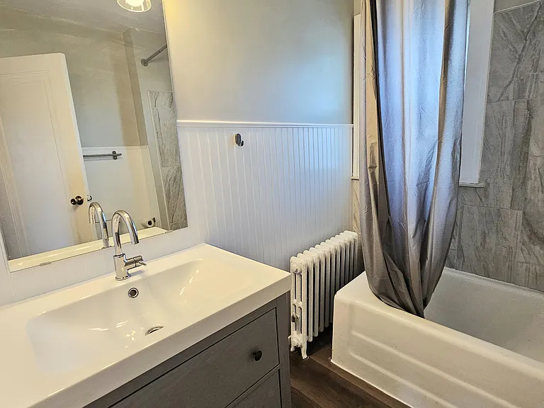 867 Farnham Ave — Photo 19