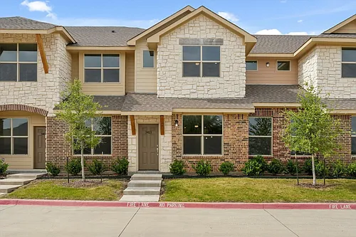 3413 Aaron Pl Photo 1