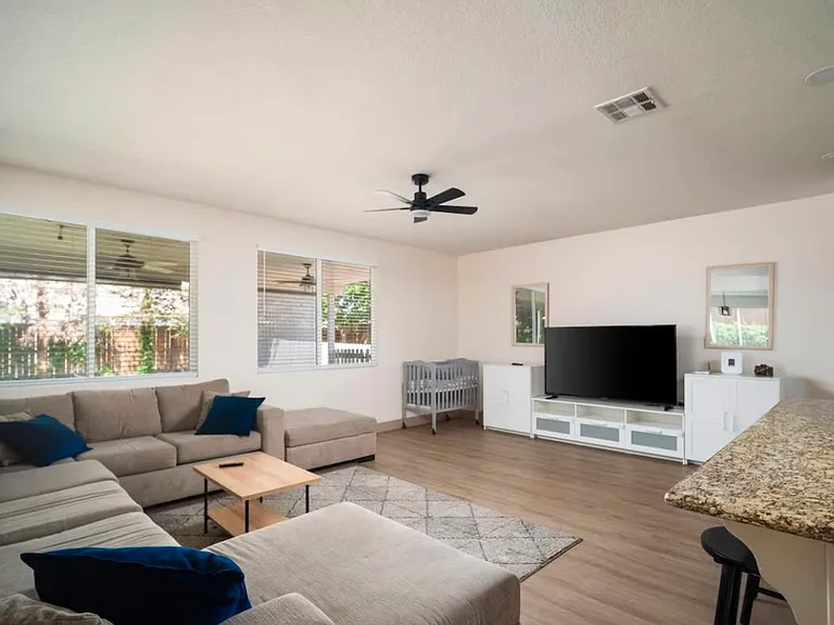 6107 Shasta Daisy Way — Photo 11