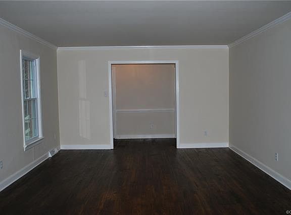 3rd image of 8903 Wadsworth Way