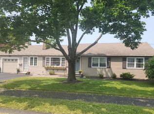 6 Birch St, Danvers, MA 01923