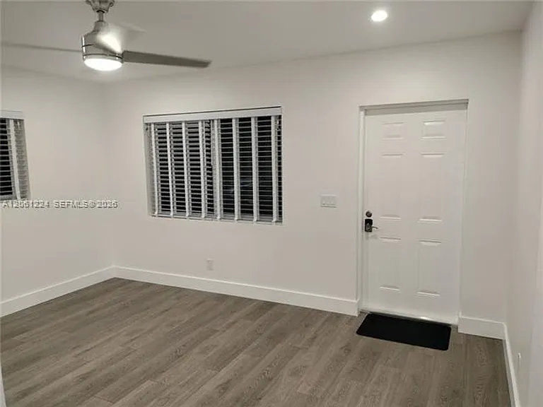2700 SW 28th Ct #2700 — Photo 7