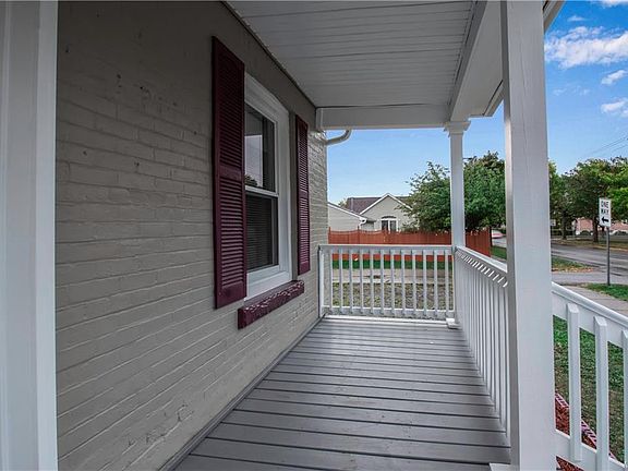 4th image of 2910 Ferry Ave