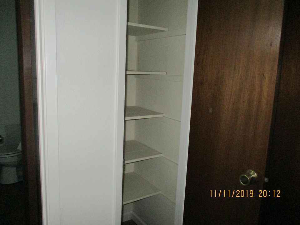 Kitchen pantry