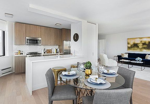 5th image of 345 E 94th St APT 24A