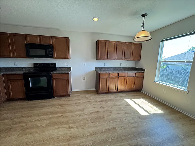 12728 Foxpaw Trl — Photo 10