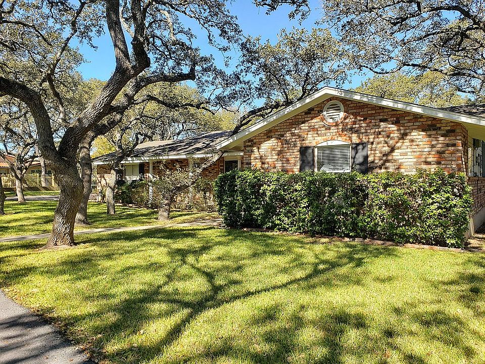 1st image of 205 Mecca Dr