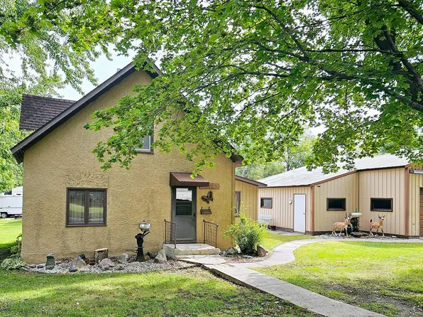 1108 N 3rd St, Montevideo, MN 56265