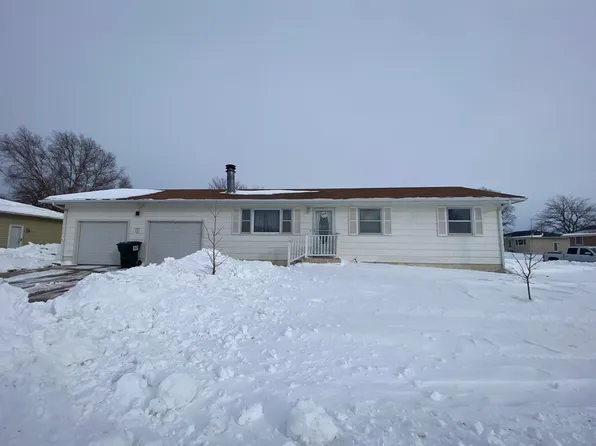 1557 45th Ave, Columbus, NE 68601