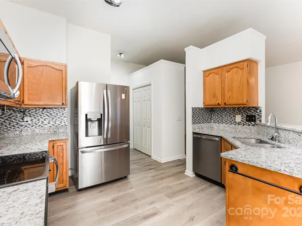 11411 Ridge Oak Dr, Charlotte, NC 28273