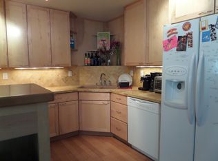 964 Arapahoe Ave APT 4, Boulder, CO 80302