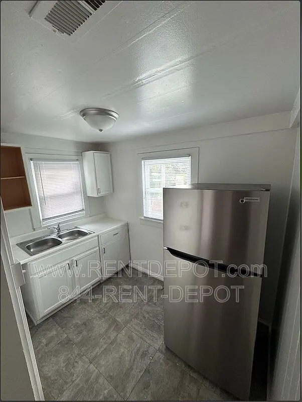 1 bed, 1.0 bath, 575 sqft, $625 — Photo 3