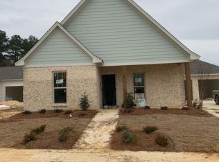 826 Long Leaf Cir, Brandon, MS 39042