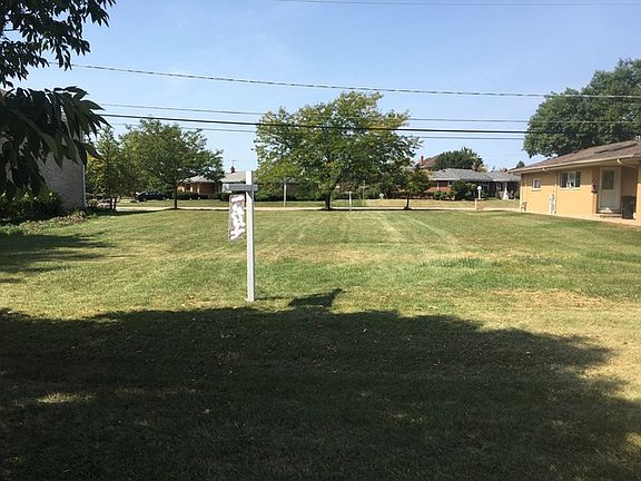 5th image of 4741 N Redwood Dr