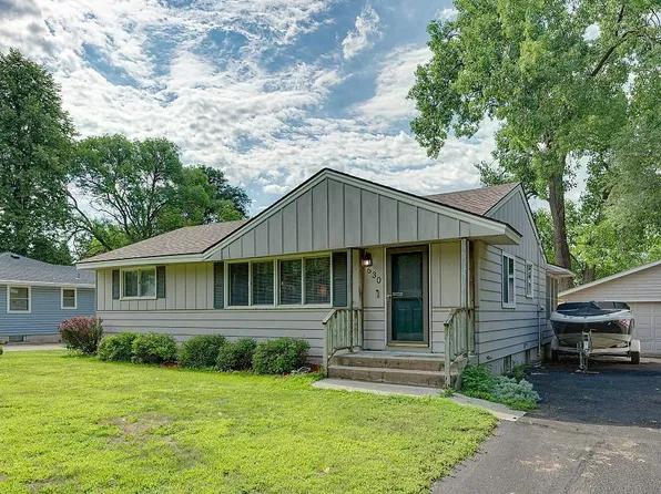 630 Rosedale Rd NE, Spring Lake Park, MN 55432