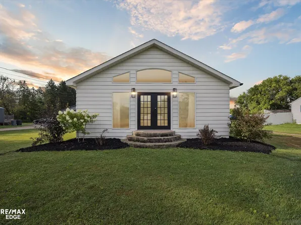 7236 Lapeer Rd, Davison, MI 48423