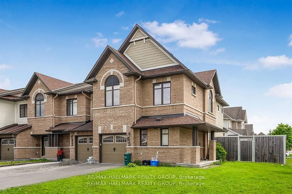4 bed, $3,200 — Photo 1