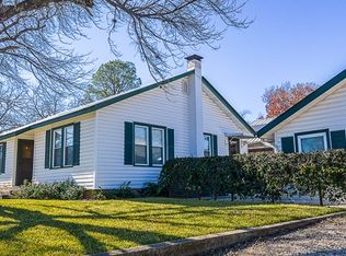 516 Saint Geralda St, Fredericksburg, TX 78624