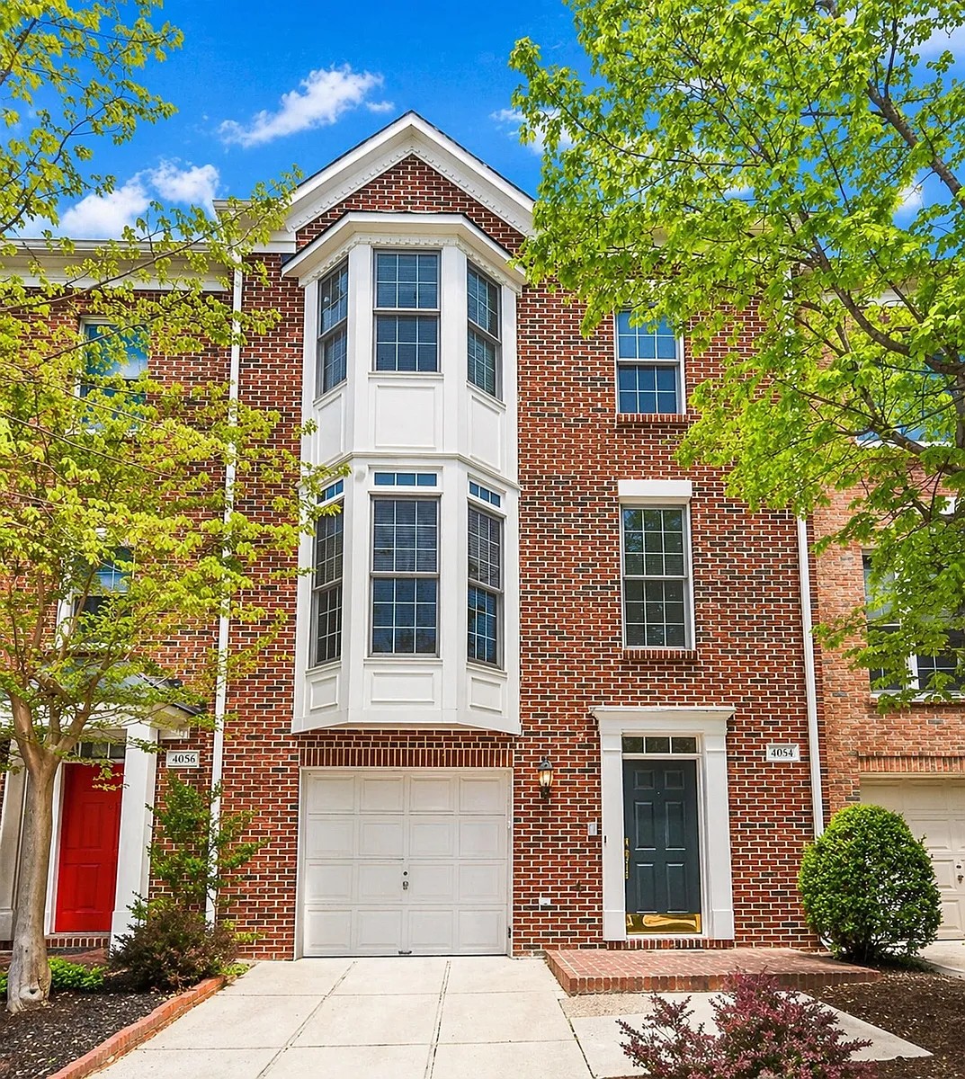 Photo 1 of 12 - 4054 Werthers Ct - Fairfax, VA Primary Photo - 4054 Werthers Ct