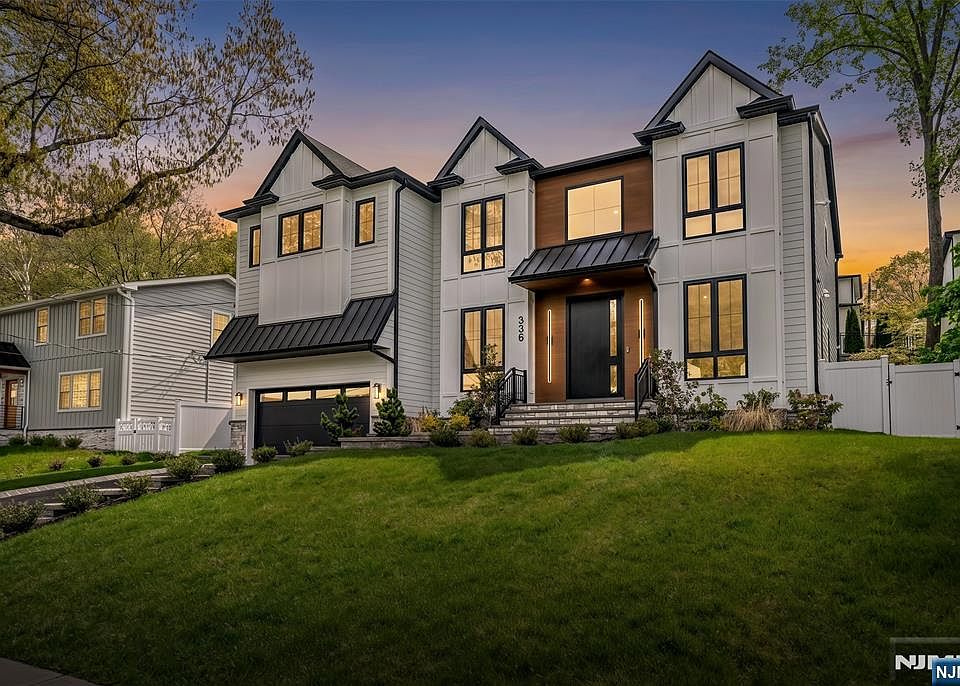 1st image of 336 Lockwood Dr