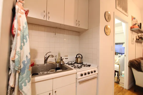 Rented by Compass | media 26