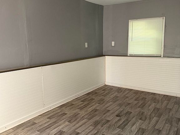 4th image of 3016 33rd Ct N