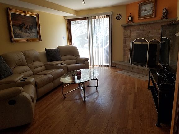 2nd image of 107 S Kenilworth Ave
