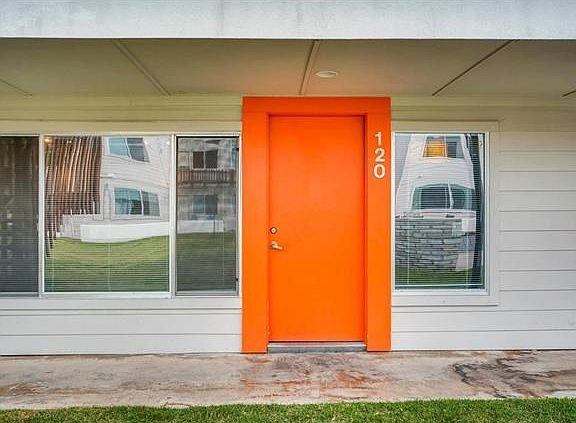 4th image of 2200 Dickson Dr APT 120