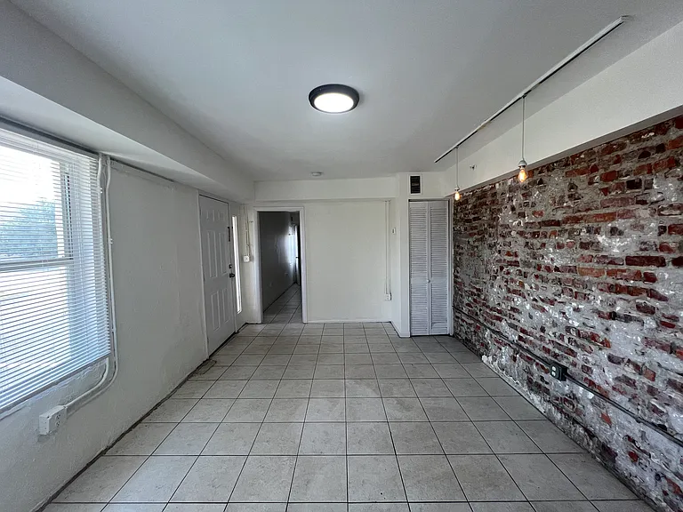 4211 Parker Ave #4 — Photo 6