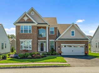 60 Pine Tree Dr #60, Methuen, MA 01844