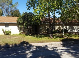 506 Patterson St, Bowie, TX 76230