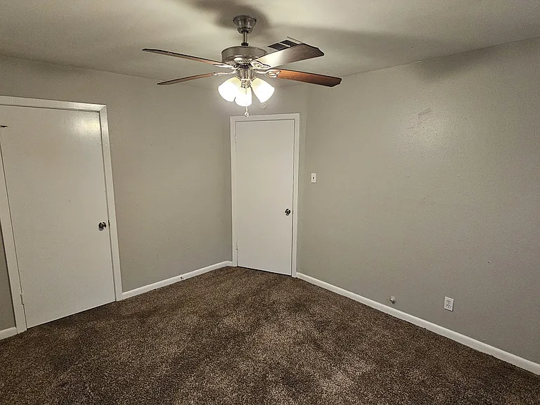 7325 Boggess Rd — Photo 15