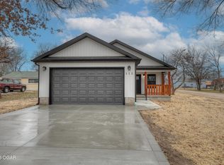 112 Orchard St, Alba, MO 64830