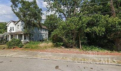 1st image of 1438 Manss Ave