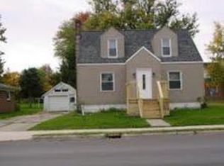 62 E Lapeer St, Peck, MI 48466
