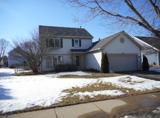 1180 Spring Creek Rd, Elgin, IL 60120