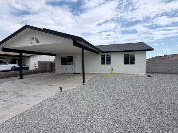 8927 E 39th St, Yuma, AZ 85365