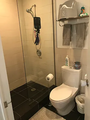 Rented by Triumph Property Group | media 9