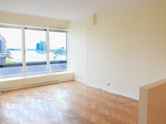 3rd image of 530 E 76th St APT 7E
