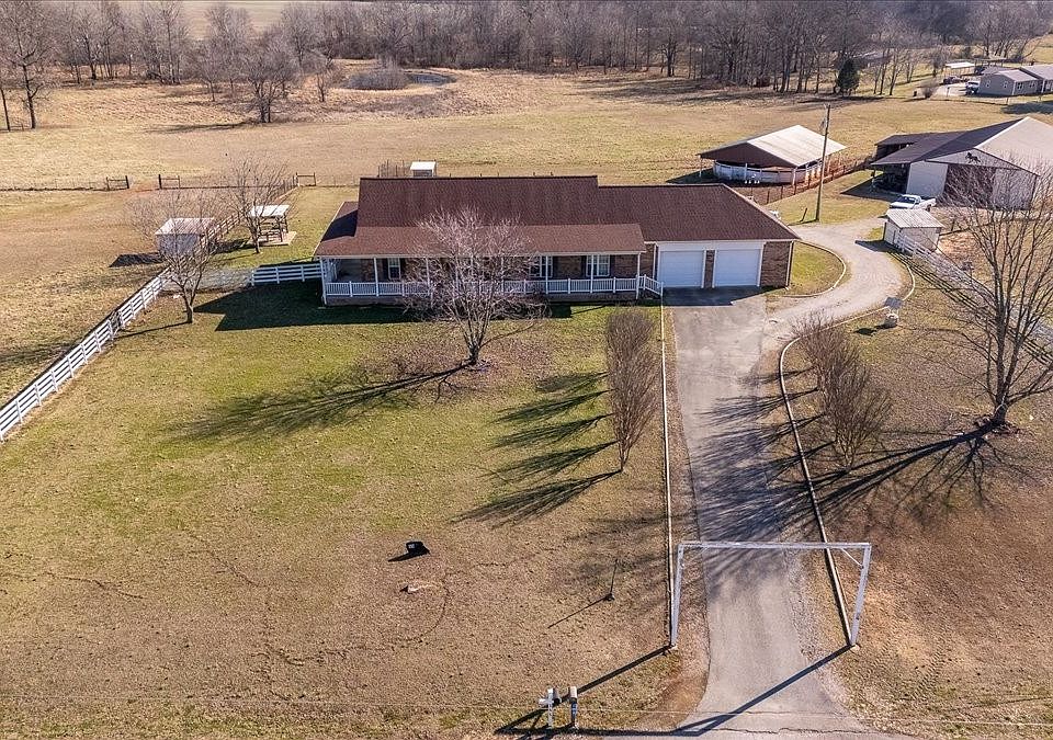 1st image of 158 Big Springs Rd